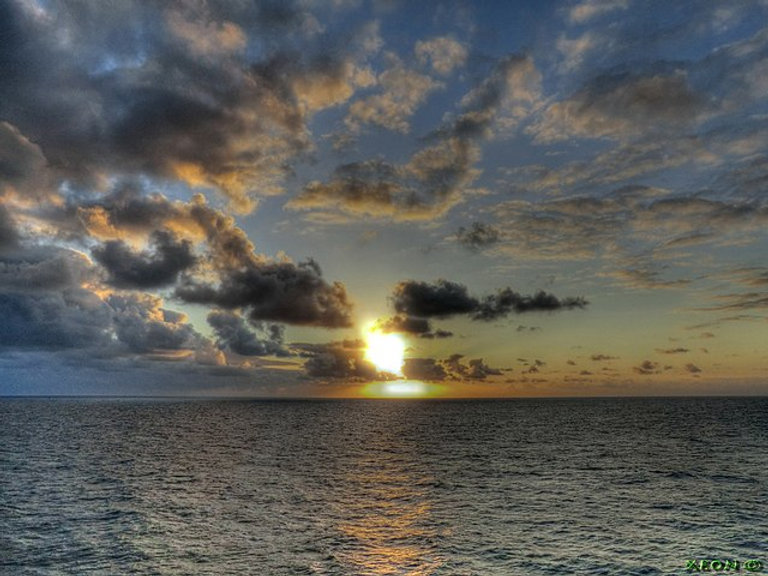 Hydrogen from the Sea: How New Electrodes Make Hydrogen from Seawater